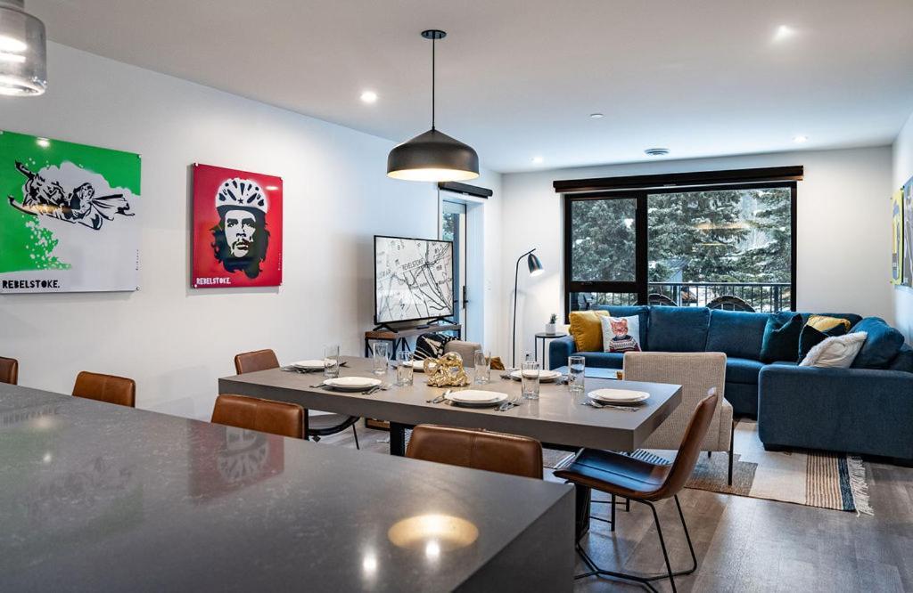 Apartamento Revel In The Stoke By Revelstoke Vacations Exterior foto
