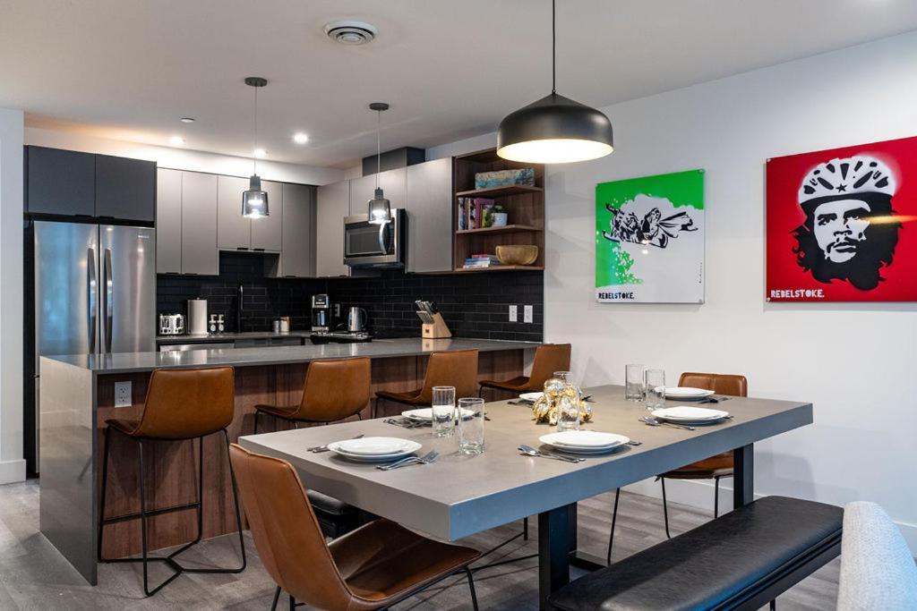 Apartamento Revel In The Stoke By Revelstoke Vacations Exterior foto