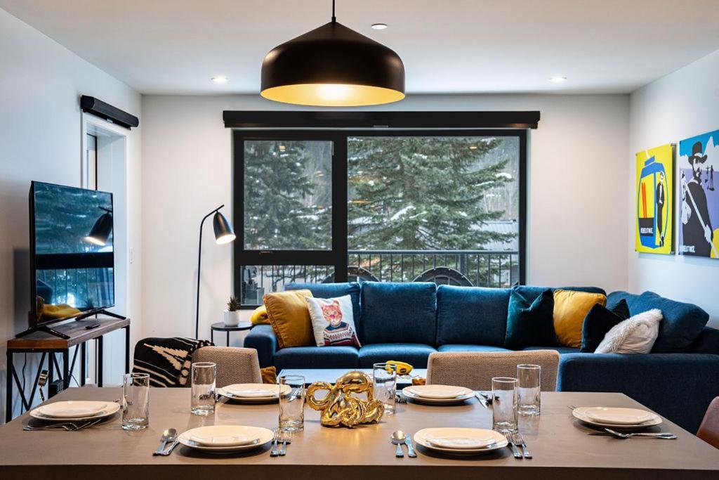 Apartamento Revel In The Stoke By Revelstoke Vacations Exterior foto